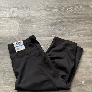 32 Degrees Cool  women’s soft active capri leggings